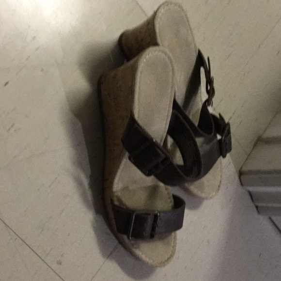 Old Navy Shoes - Picture 1 of 1